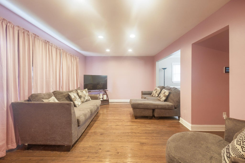 Photo of 634 E 52nd Avenue, Gary, IN 46410 (MLS # 845925)