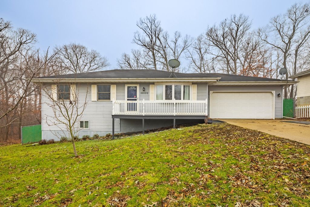 Photo of 11101 W 125th Avenue, Cedar Lake, IN 46303 (MLS # 835021)