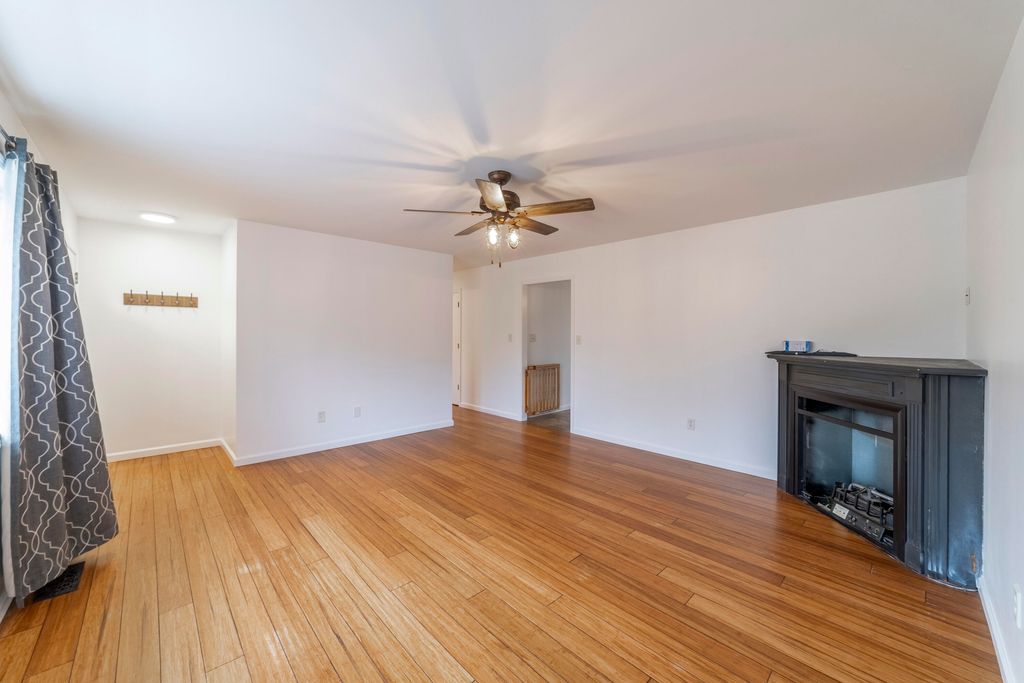 Photo of 11101 W 125th Avenue, Cedar Lake, IN 46303 (MLS # 835021)