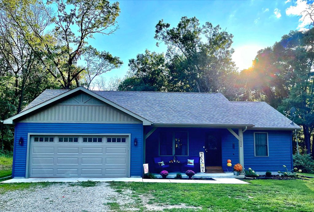 Photo of 11524 Briarhill Drive, DeMotte, IN 46310 (MLS # 834253)