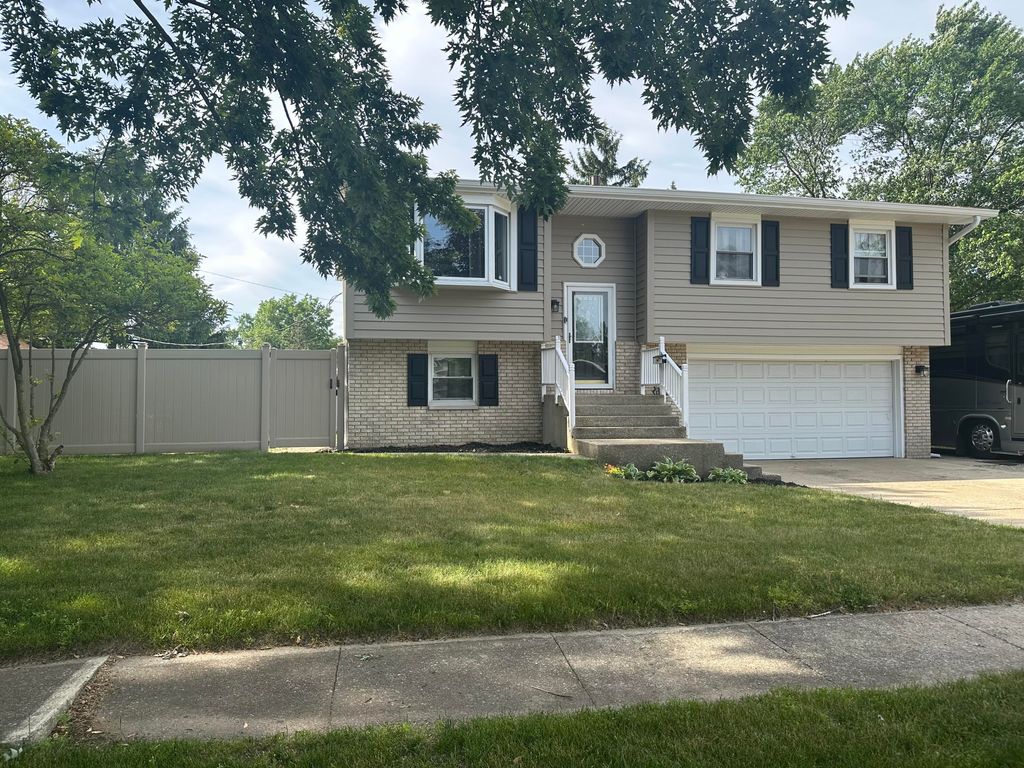 Photo of 6605 Potomac Avenue, Portage, IN 46368 (MLS # 839814)