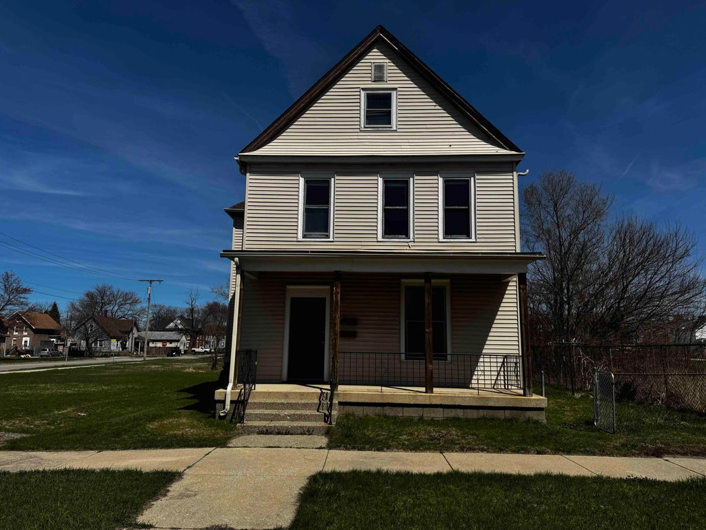 Photo of 906 Ohio Street #1, Michigan City, IN 46360 (MLS # 832677)