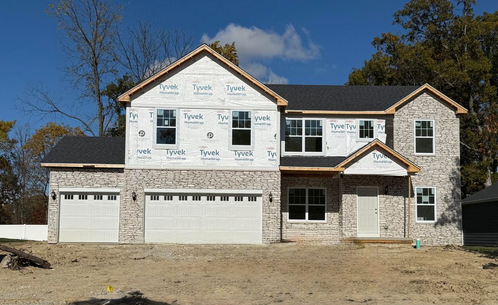 Photo of 22 Levanno Drive, Crown Point, IN 46307 (MLS # 831902)