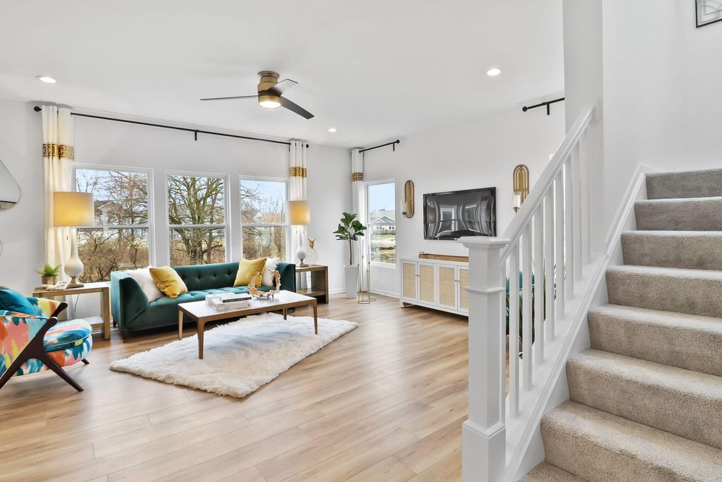 Photo of 22 Levanno Drive, Crown Point, IN 46307 (MLS # 831902)