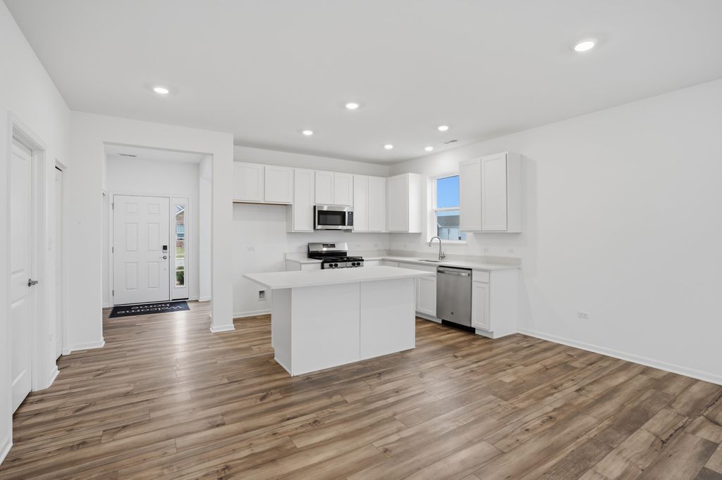 Photo of 6403 Mound Avenue, Portage, IN 46368 (MLS # 833291)