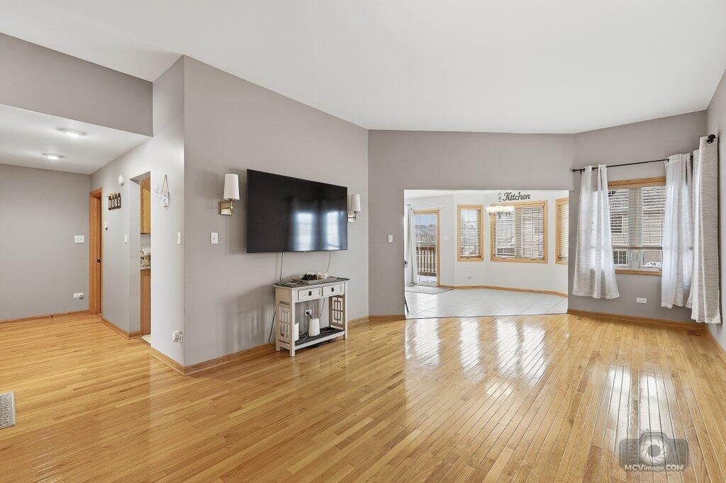 Photo of 15411 98th Avenue, Dyer, IN 46311 (MLS # 836199)