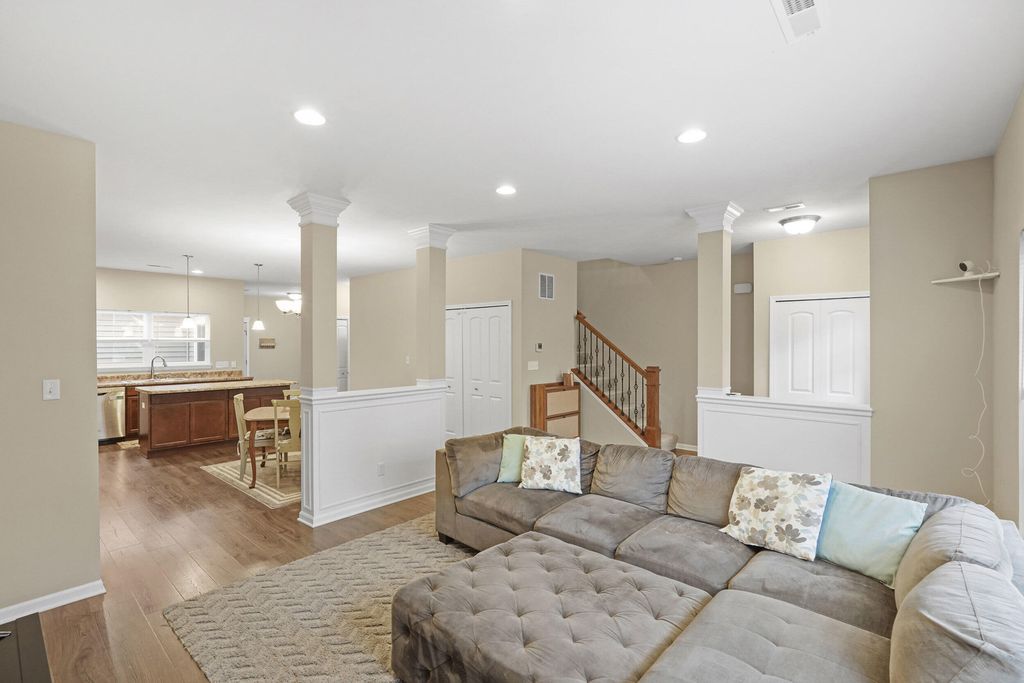 Photo of 1066 E 115th Court, Crown Point, IN 46307 (MLS # 837495)