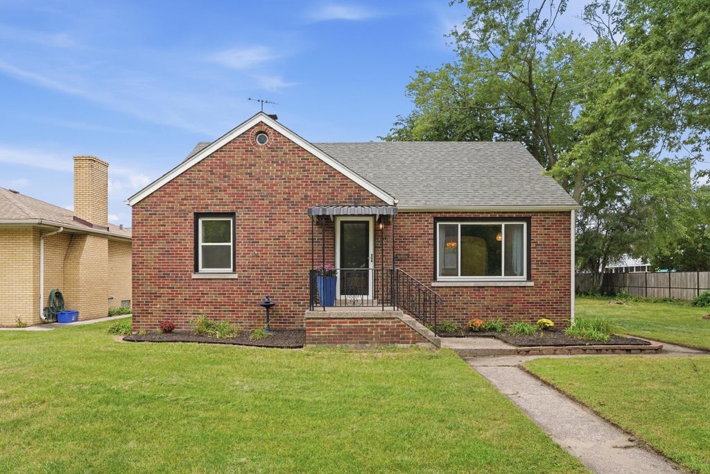 Photo of 7406 Olcott Avenue, Hammond, IN 46323 (MLS # 845869)