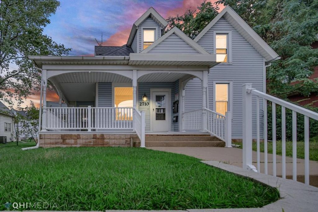 Photo of 2710 Franklin Street, Michigan City, IN 46360 (MLS # 838552)