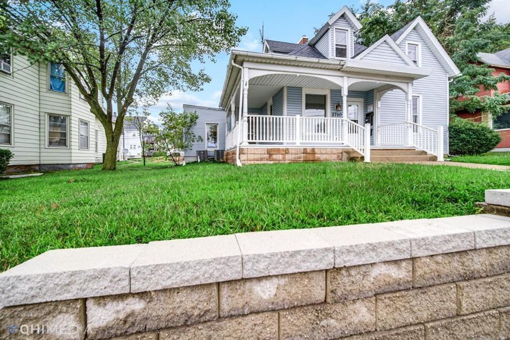 Photo of 2710 Franklin Street, Michigan City, IN 46360 (MLS # 838552)