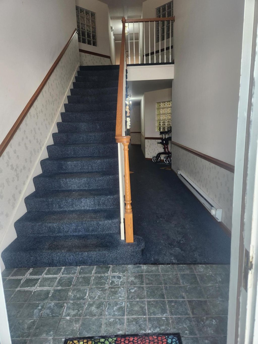 Photo of 2721 Georgetowne Drive #D1, Highland, IN 46322 (MLS # 833494)