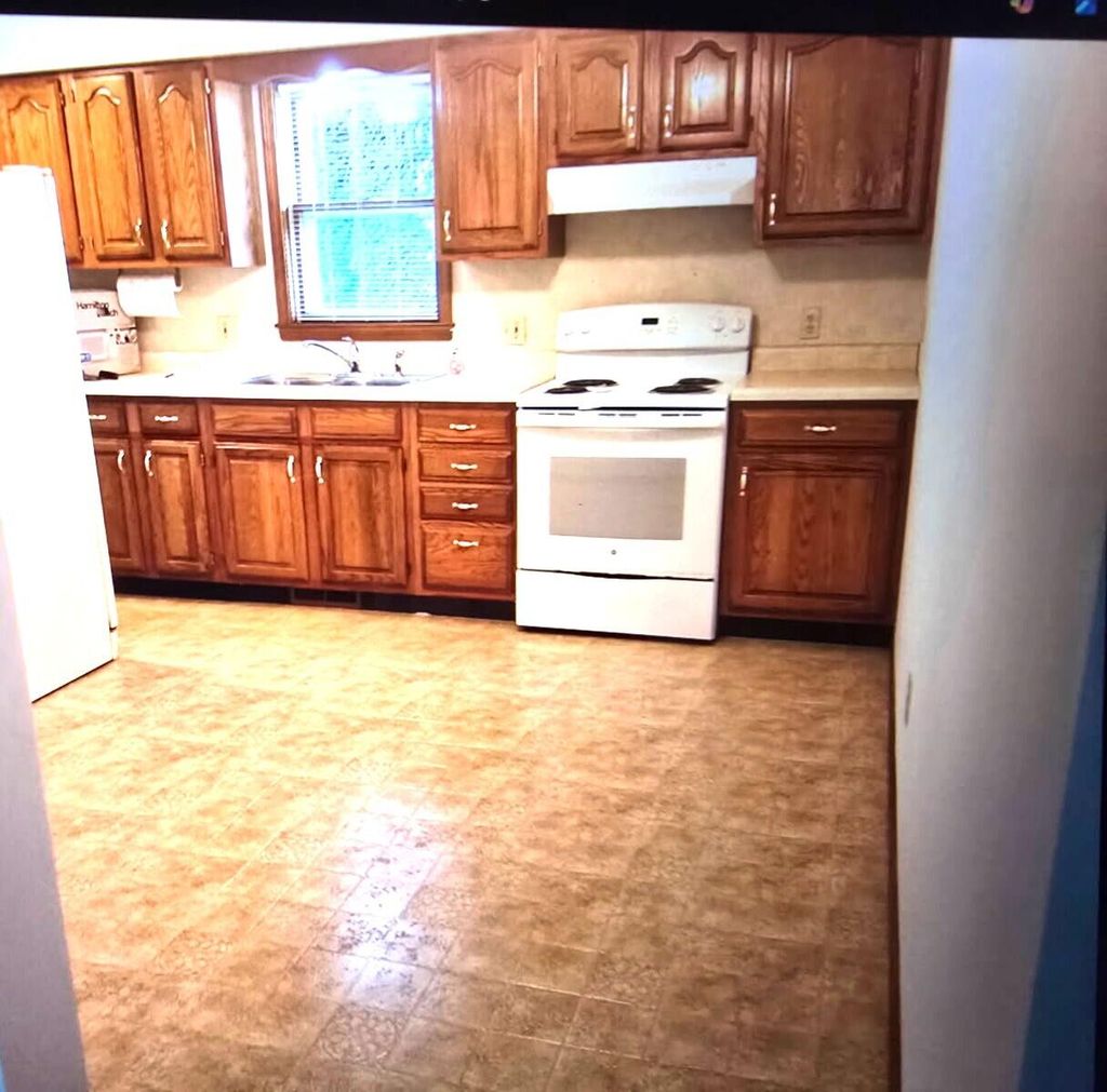 Photo of 300-1 E Alyea Street, Hebron, IN 46341 (MLS # 832020)