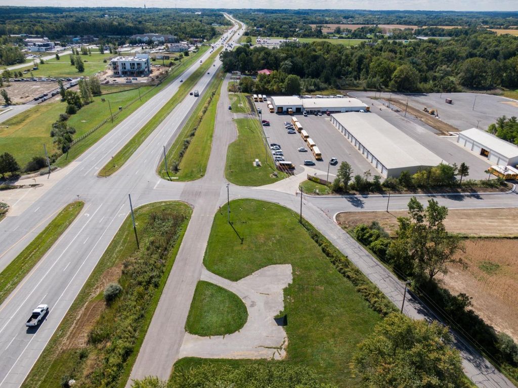 Photo of 1022 N Old State Rd 49, Chesterton, IN 46304 (MLS # 834505)