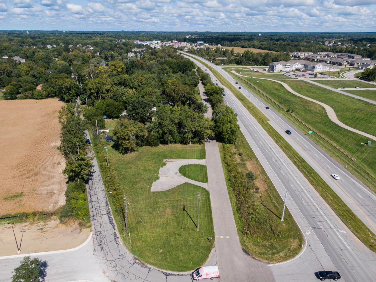 1022 N Old State Rd 49