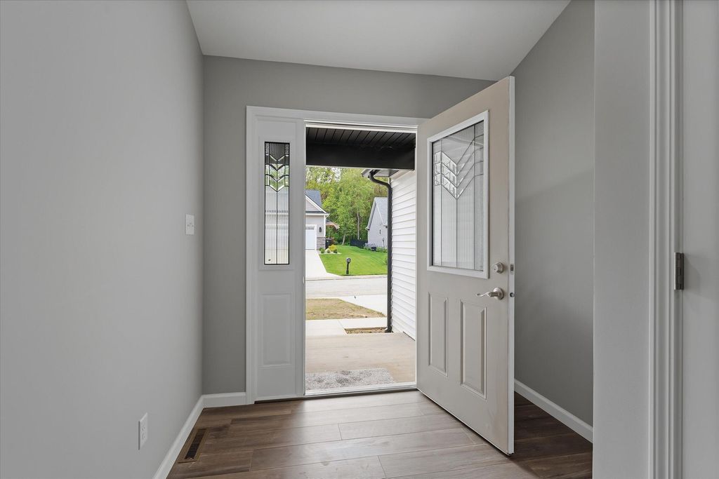 Photo of 53784 Terre Verde Hills Court, South Bend, IN 46628 (MLS # 839266)