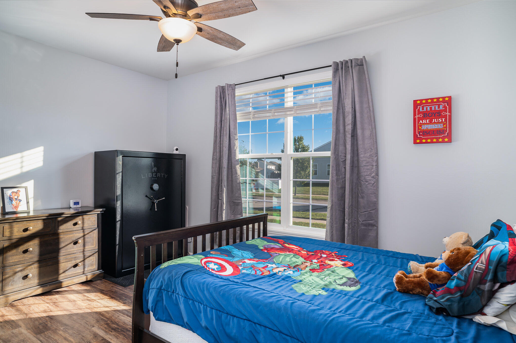 Crown Point, Indiana 46307, United States, 5 Bedrooms Bedrooms, ,3 BathroomsBathrooms,Residential,Pending,37447