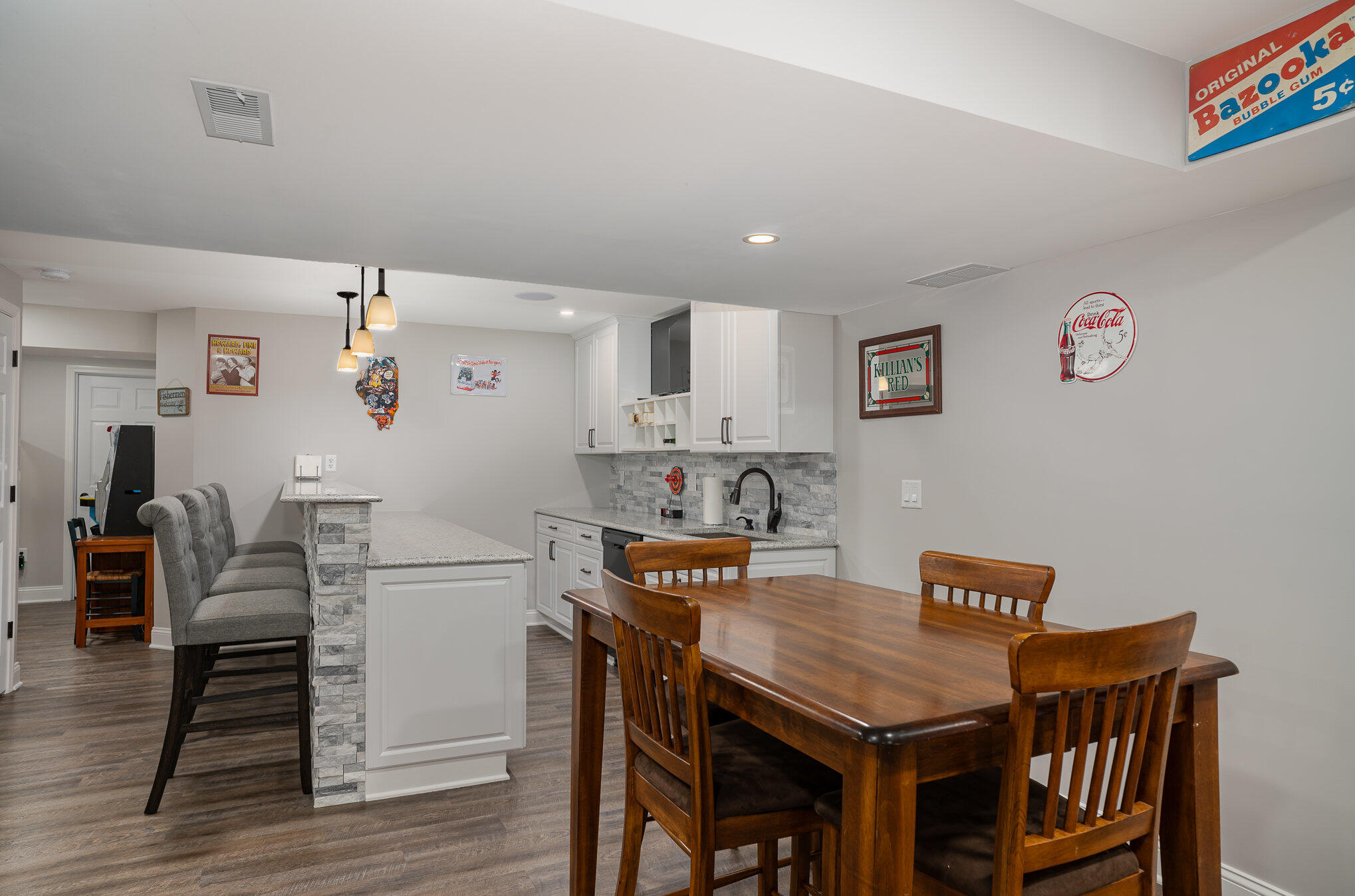 Crown Point, Indiana 46307, United States, 5 Bedrooms Bedrooms, ,3 BathroomsBathrooms,Residential,Pending,37447