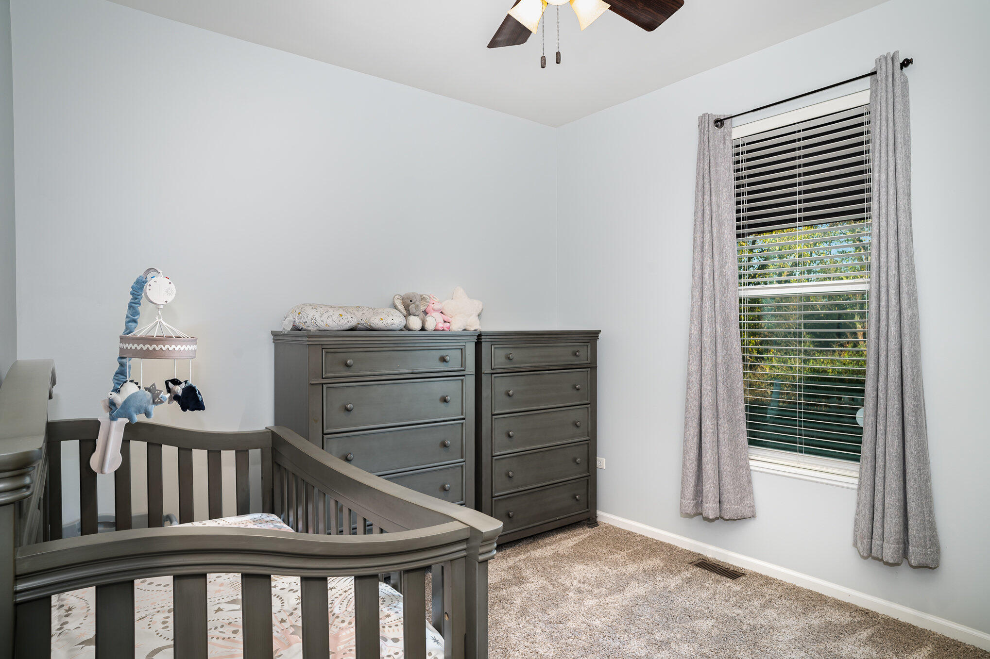 Crown Point, Indiana 46307, United States, 5 Bedrooms Bedrooms, ,3 BathroomsBathrooms,Residential,Pending,37447