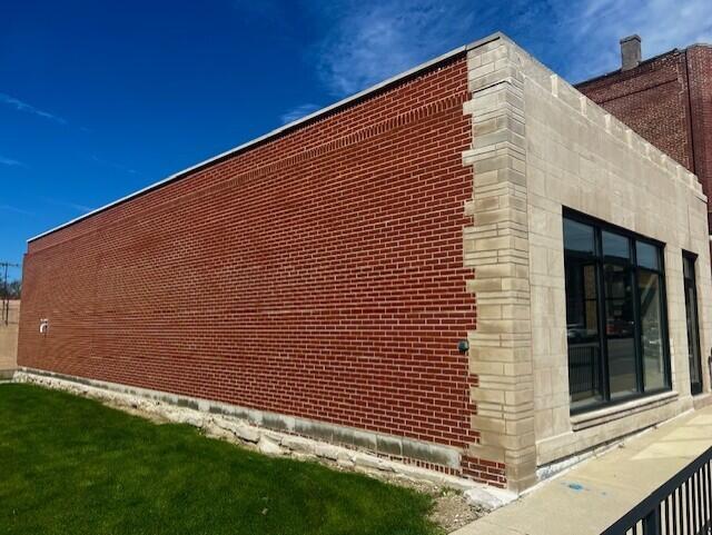 Lowell, Indiana 46356, United States, ,Residential,Active,70621