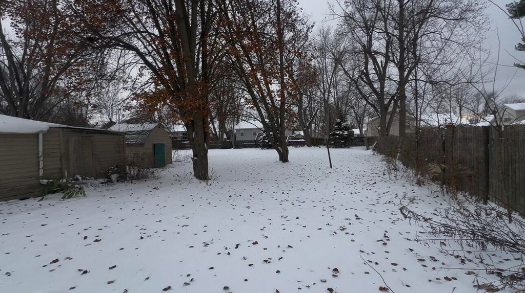 Photo of 1524 Lincoln Street, Hobart, IN 46342 (MLS # 831363)