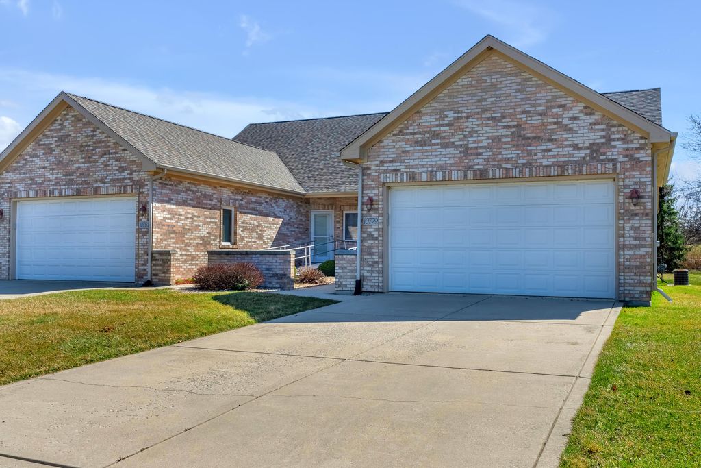 Photo of 10779 Spyglass Court, Crown Point, IN 46307 (MLS # 835976)