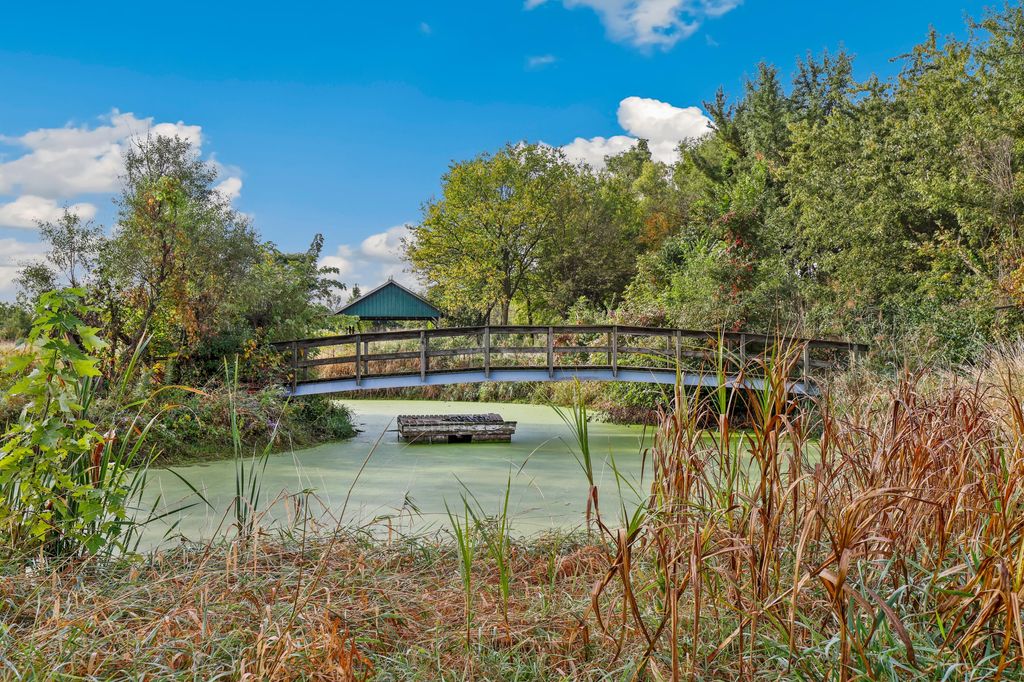 Photo of 1701 E 69th Avenue, Merrillville, IN 46410 (MLS # 830268)