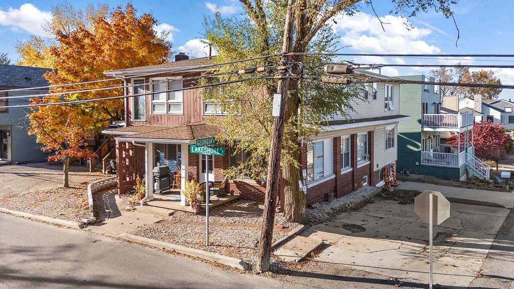 Photo of 514 Lake Shore Drive, Michigan City, IN 46360 (MLS # 830554)