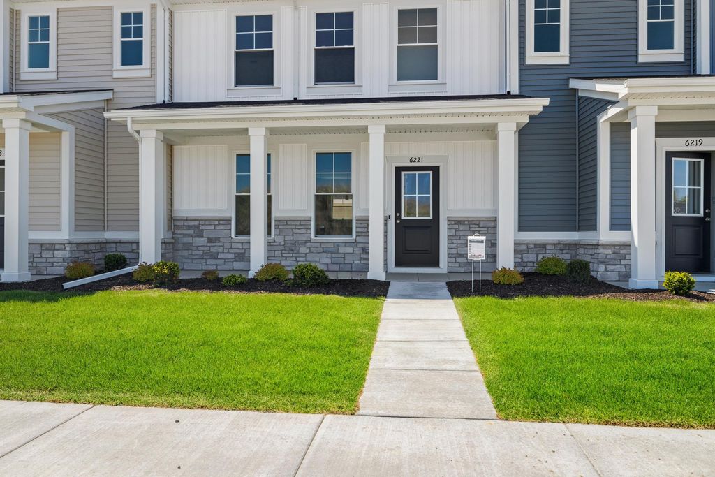 Photo of 6221 Brook Avenue, Portage, IN 46368 (MLS # 839818)