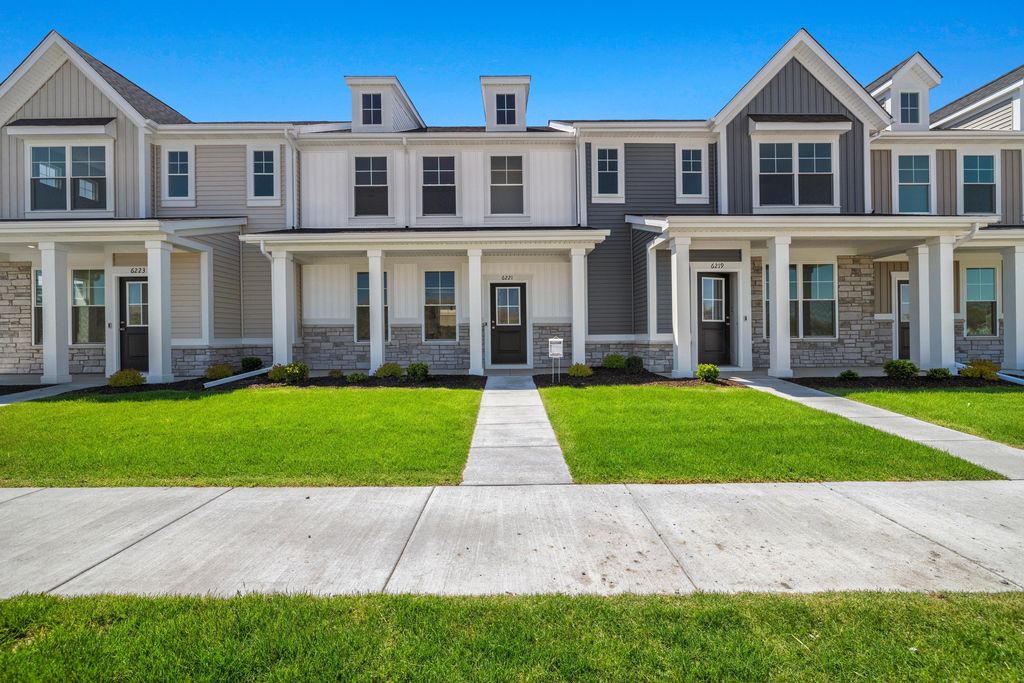 Photo of 6221 Brook Avenue, Portage, IN 46368 (MLS # 839818)