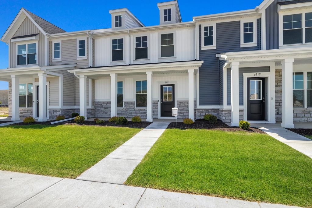 Photo of 6221 Brook Avenue, Portage, IN 46368 (MLS # 839818)
