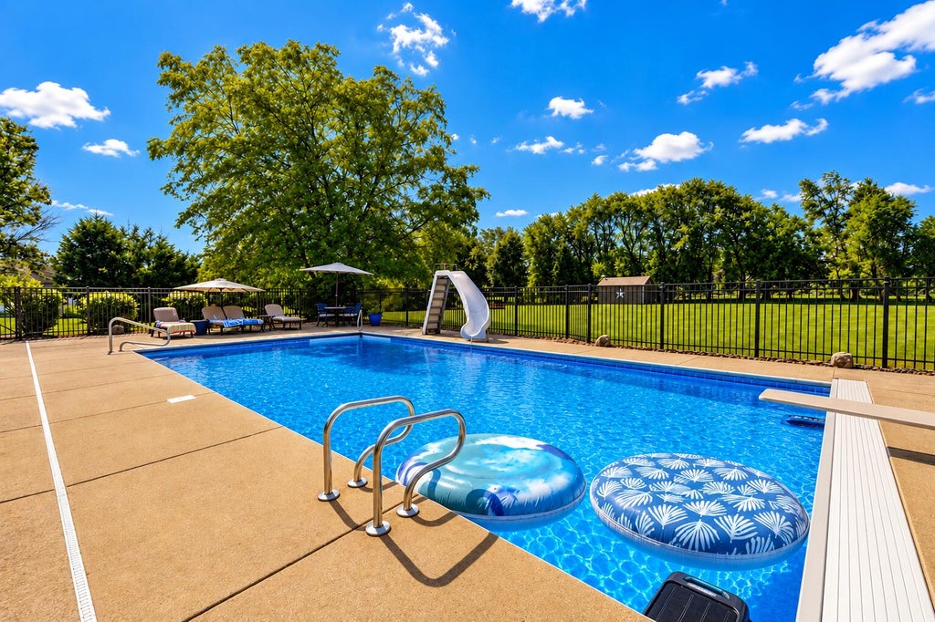 Photo of 14523 W 154th Place, Cedar Lake, IN 46303 (MLS # 845508)