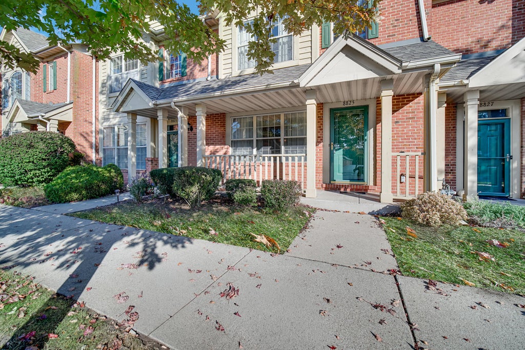 Photo of 8825 Park Place Drive, Highland, IN 46322 (MLS # 847629)