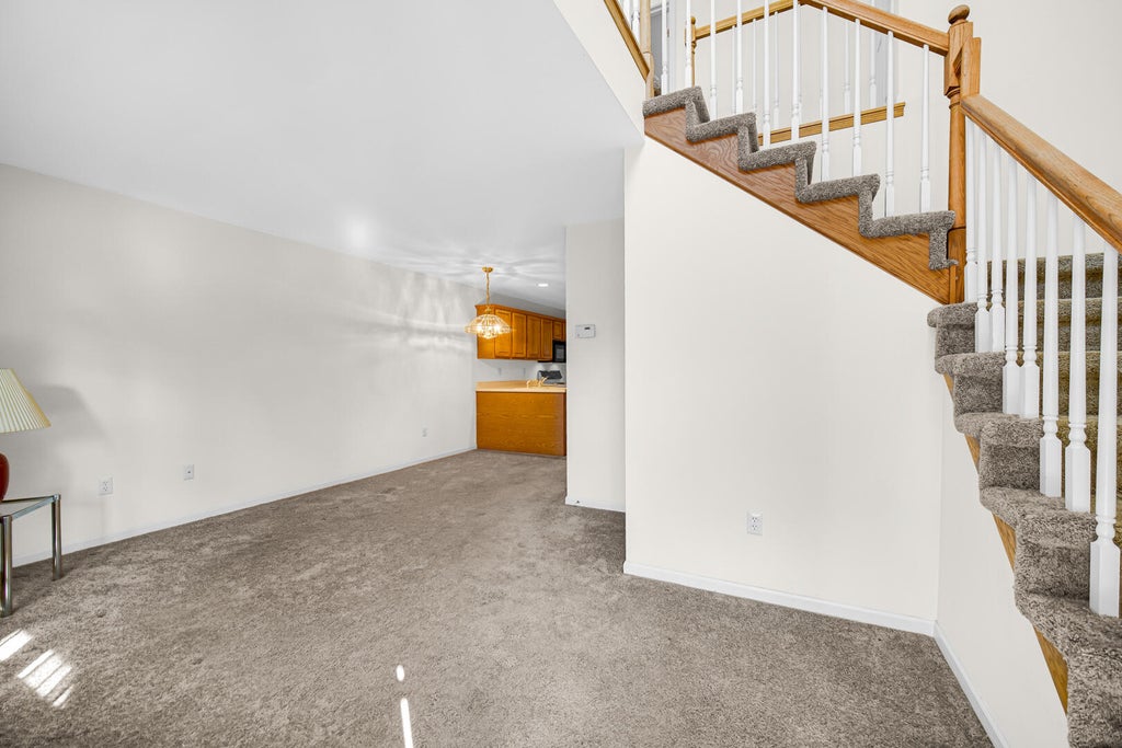 Photo of 8825 Park Place Drive, Highland, IN 46322 (MLS # 847629)