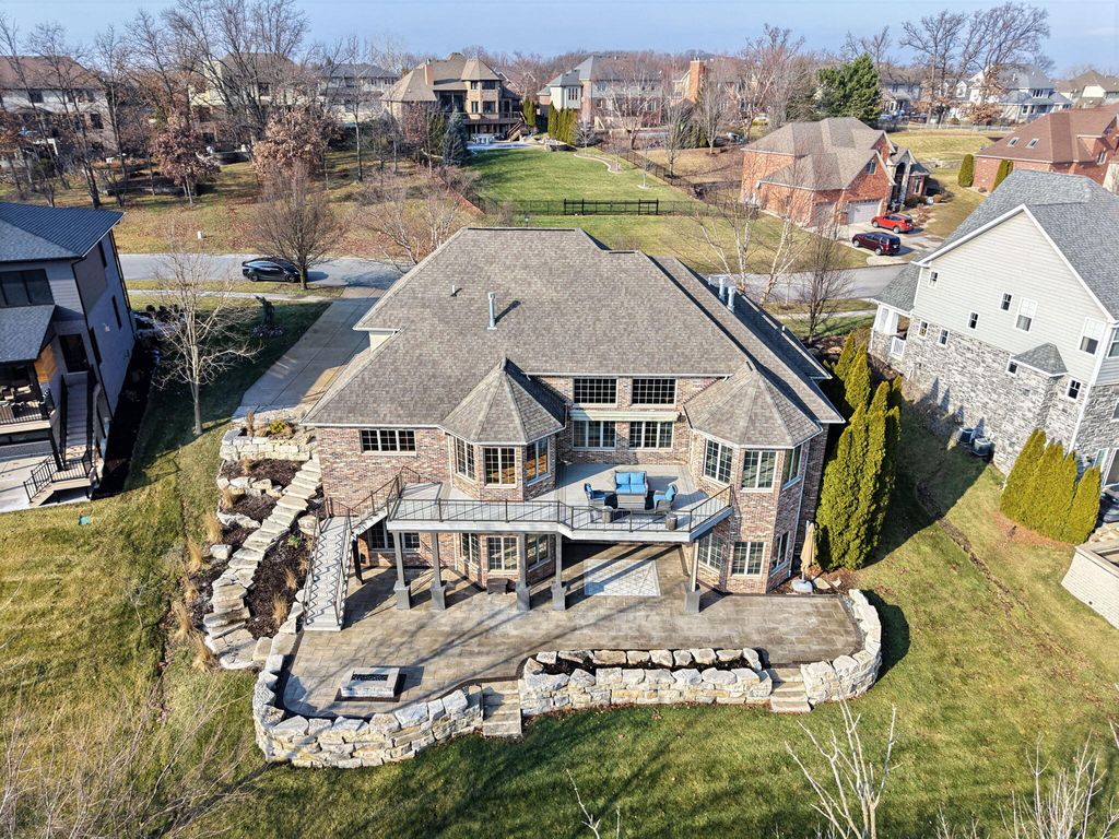 Photo of 8955 Hillside Drive, Saint John, IN 46373 (MLS # 832593)