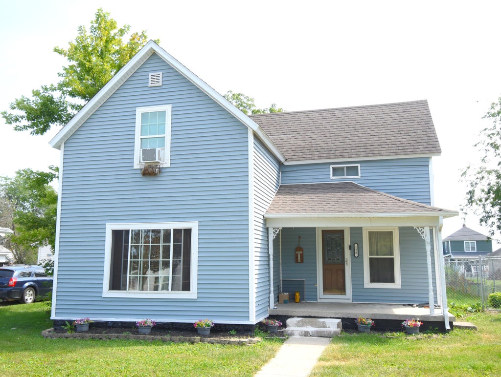 Photo of 128 S Brooks Street, Francesville, IN 47946 (MLS # 844711)