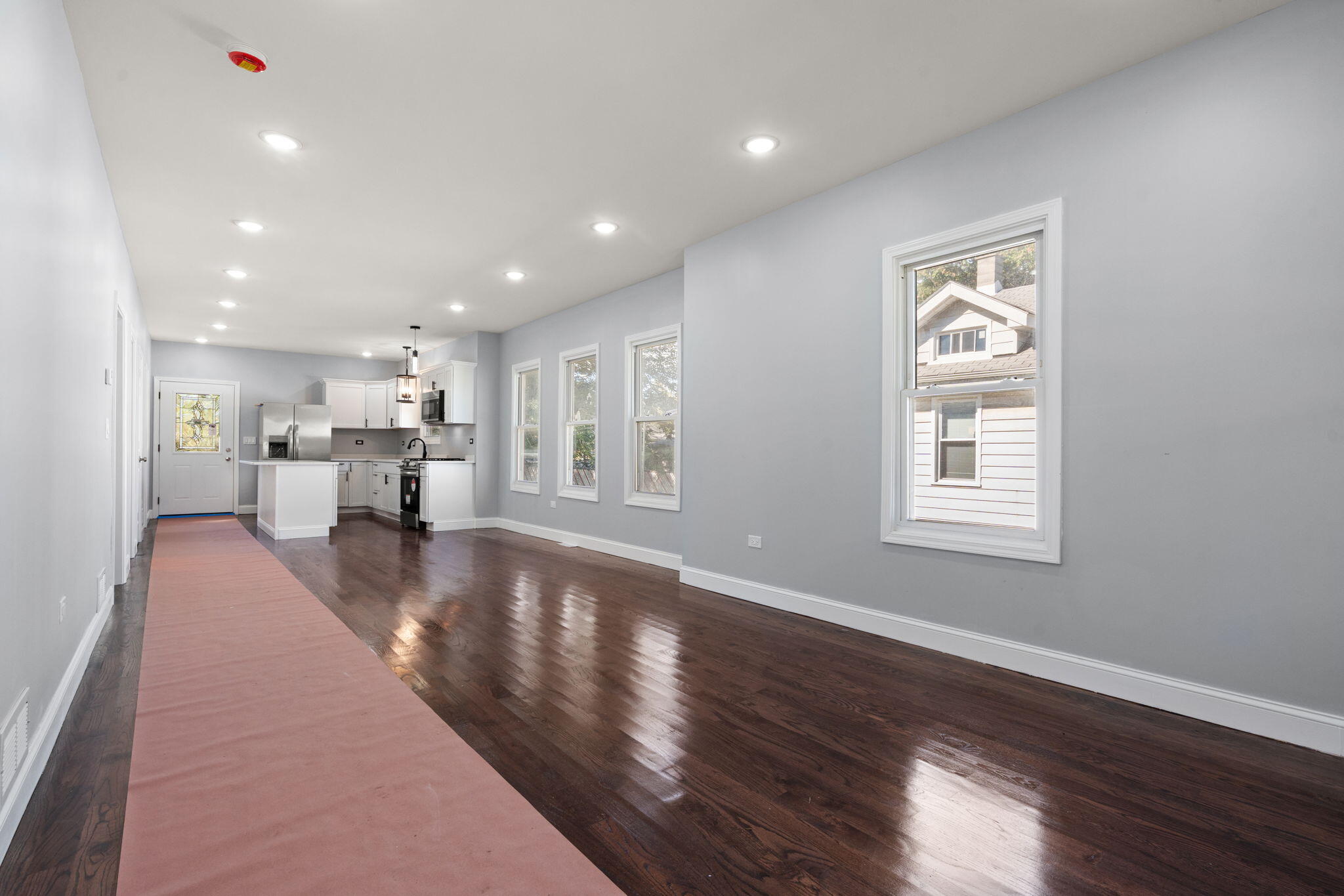 Hammond, Indiana 46324, United States, 3 Bedrooms Bedrooms, ,1 BathroomBathrooms,Residential,Active,242222