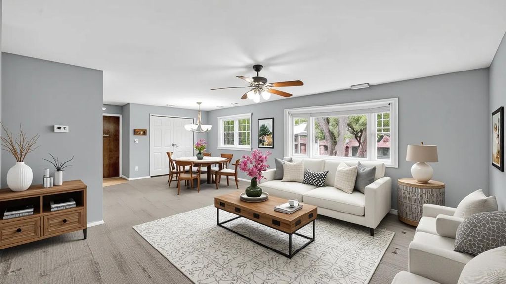 Photo of 120 New Orleans Street, Schererville, IN 46375 (MLS # 839271)