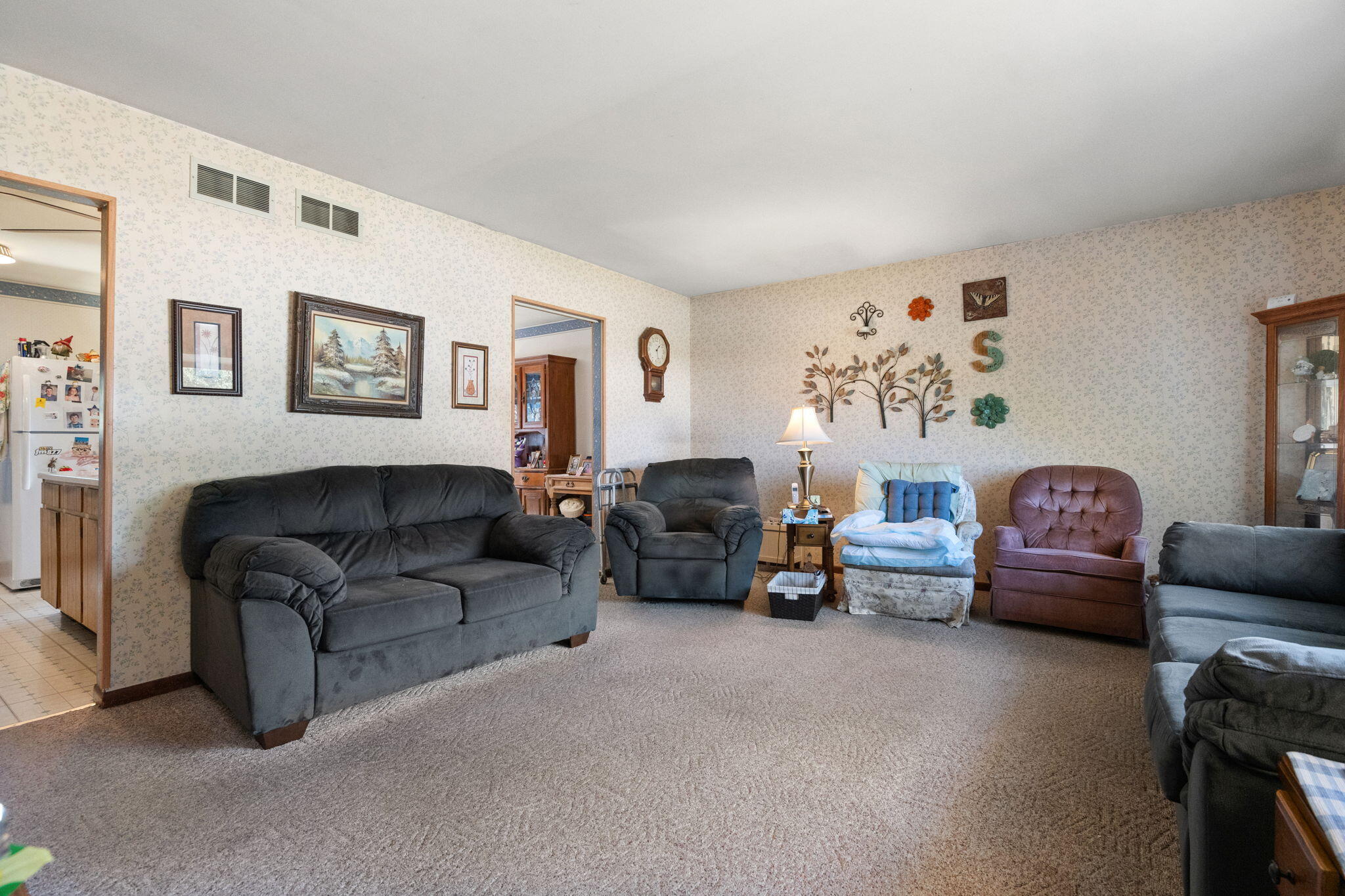 423 Stratford Lane