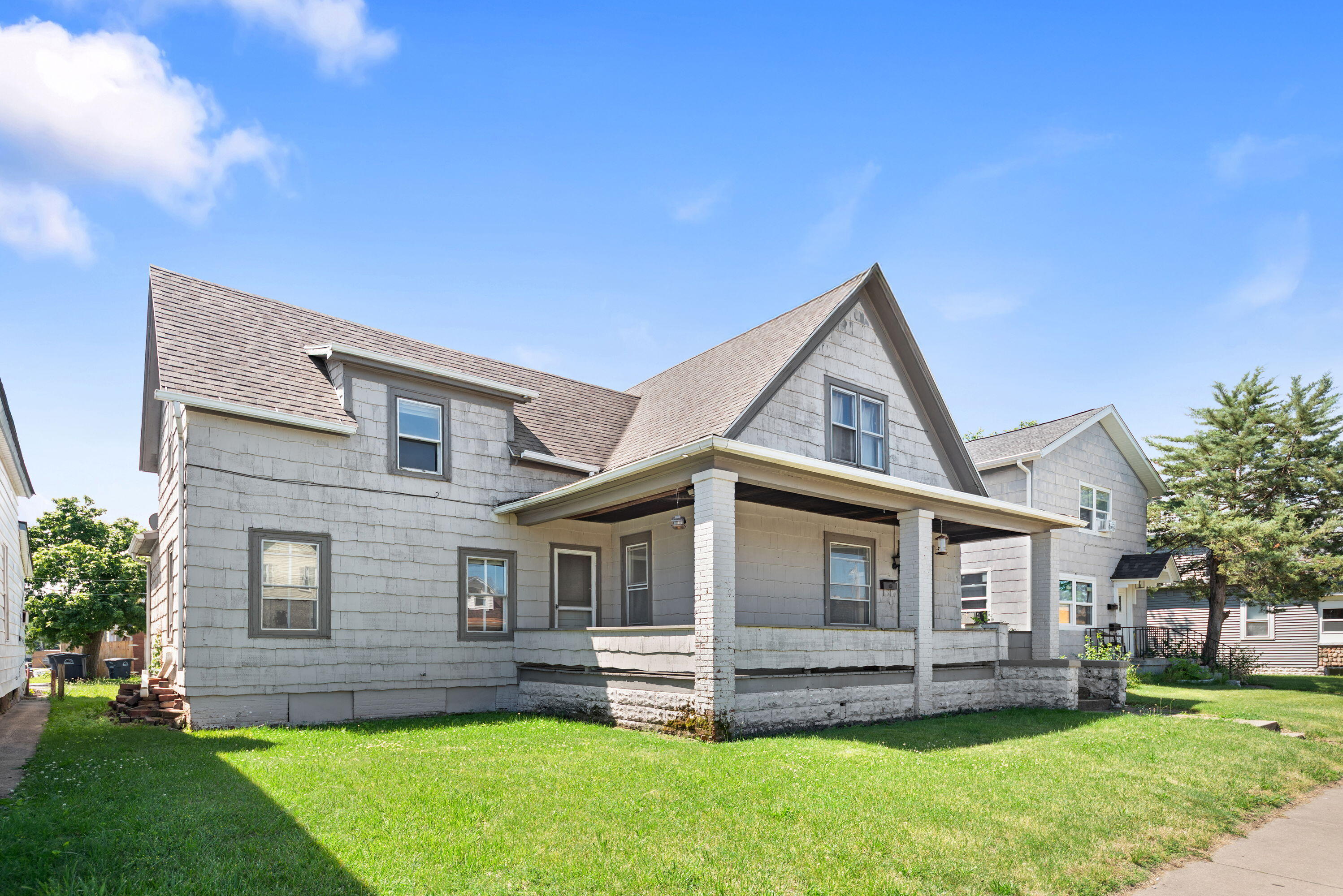 Photo 1 of 17 — 116 W Barker Avenue, Michigan City, IN 46360