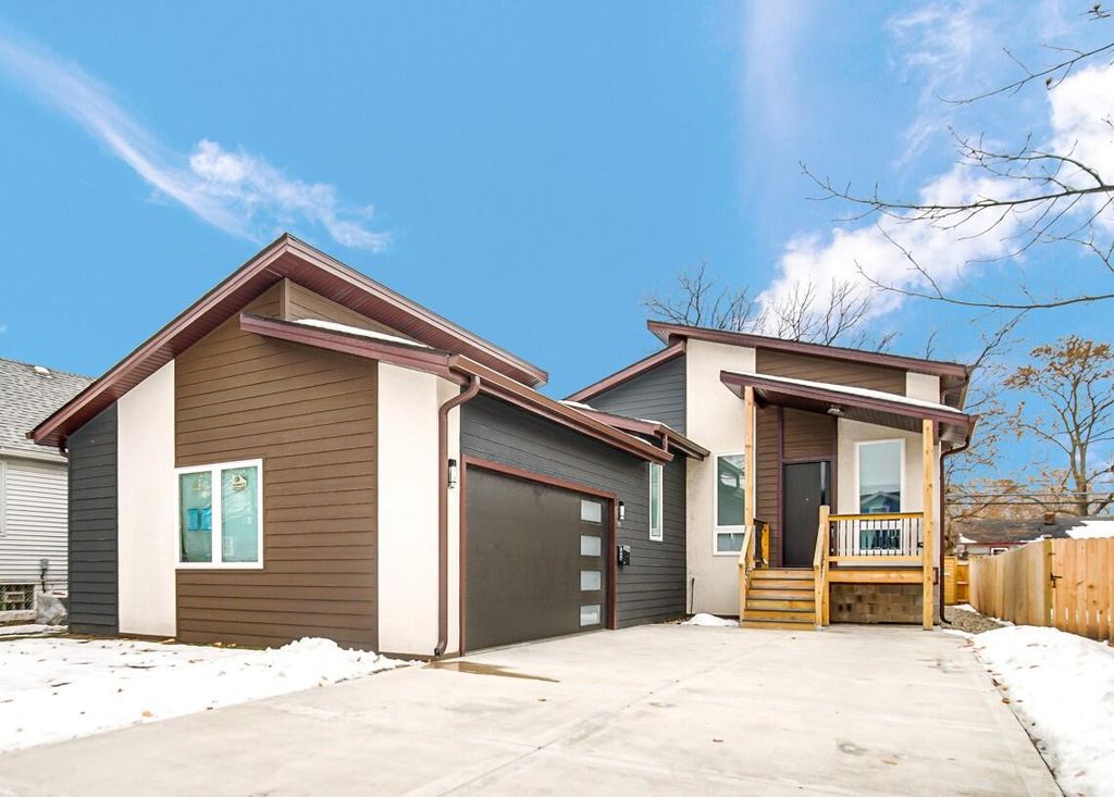 Photo of 1044 Mulberry Street, Hammond, IN 46324 (MLS # 831813)