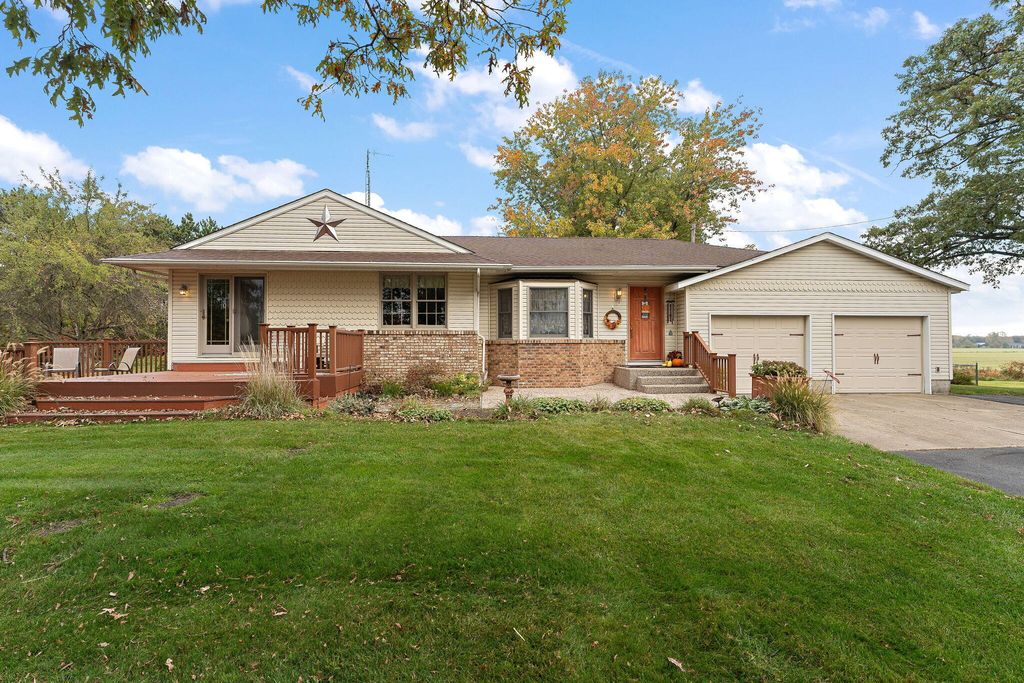 Photo of 3046 W 1300 N, Wheatfield, IN 46392 (MLS # 830003)