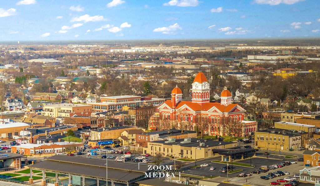 Photo of 314 Hoffman Court, Crown Point, IN 46307 (MLS # 835997)