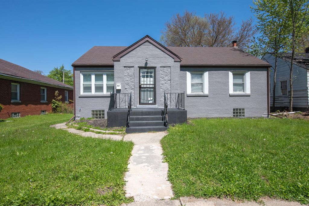 Photo of 408 E 43rd Avenue, Gary, IN 46409 (MLS # 838277)