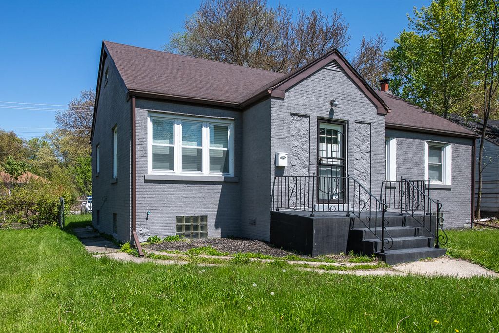 Photo of 408 E 43rd Avenue, Gary, IN 46409 (MLS # 838277)