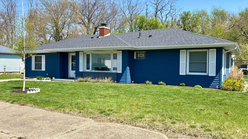 Photo of 632 S Dickson Street, Michigan City, IN 46360 (MLS # 837435)