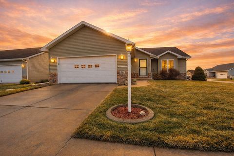 211 Whispering Boulevard, La Porte, IN 46350 - #: 834335