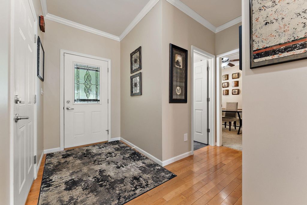 Photo of 2719 White Pine Circle, Valparaiso, IN 46383 (MLS # 839059)