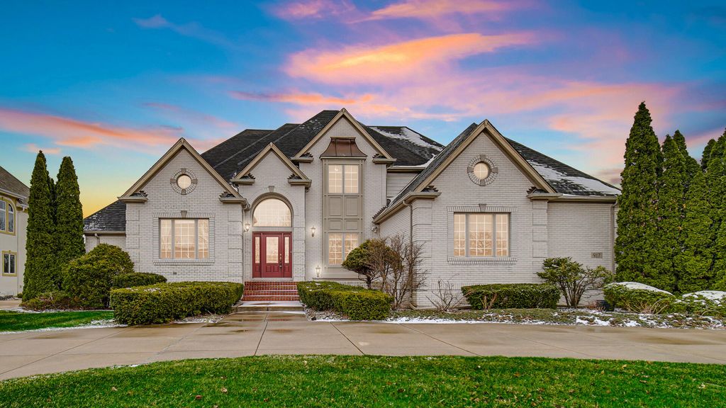 Photo of 917 Royal Dublin Lane, Dyer, IN 46311 (MLS # 835799)