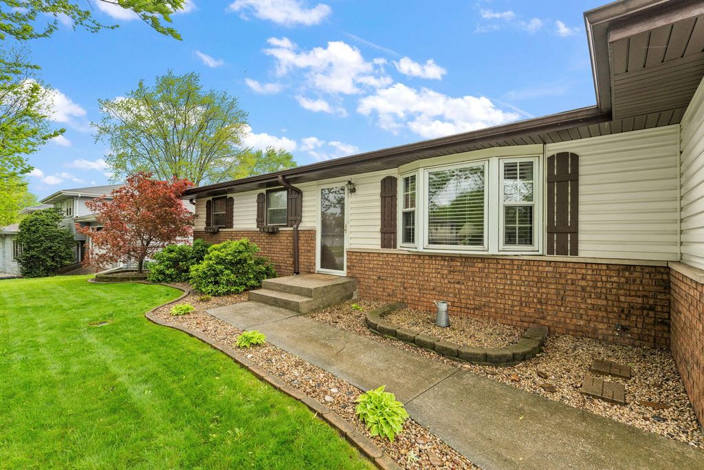 Photo of 3198 May Street, Portage, IN 46368 (MLS # 837943)
