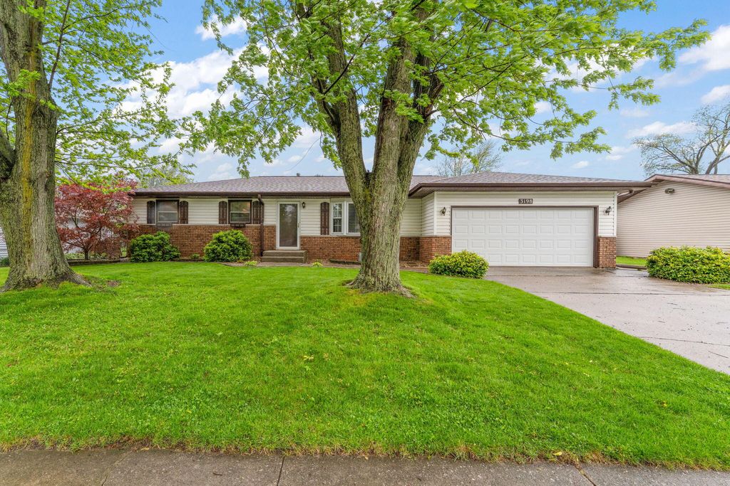 Photo of 3198 May Street, Portage, IN 46368 (MLS # 837943)